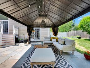 17 Clara Rd, Framingham MA 01701