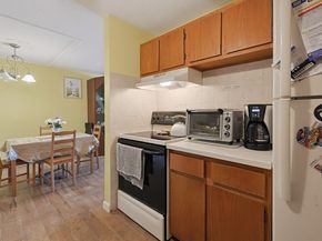 9 Silver Hill Lane 19, Natick MA 01760