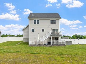 19 Lighthouse Ln, Westminster MA 01473