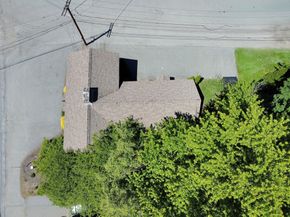 75 Essex St, Andover MA 01810