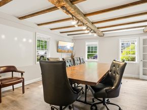 75 Essex St, Andover MA 01810