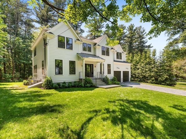 22 Constitution Rd, Lexington MA 02421