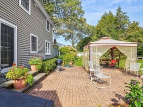 36 Westwood Rd, Shrewsbury MA 01545