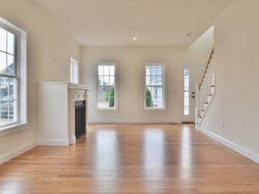 21C Crownshield 21C, Uxbridge MA 01569