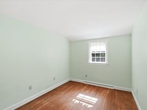 97 Green St, Needham MA 02492