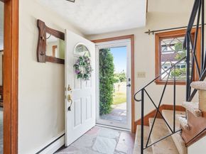 18 Livesey Rd, Quincy MA 02171
