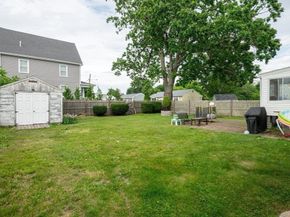 5 Charles St, Peabody MA 01960