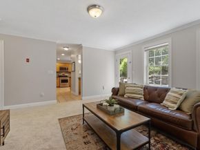 682 Ashburnham Hill Rd, Fitchburg MA 01420