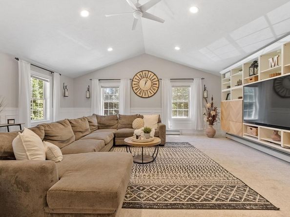 682 Ashburnham Hill Rd, Fitchburg MA 01420