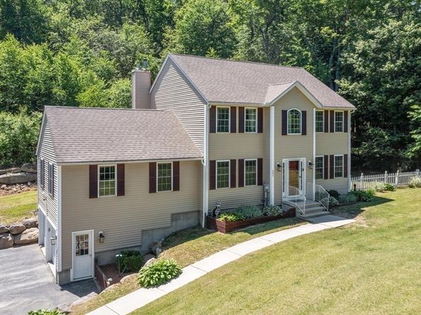 682 Ashburnham Hill Rd, Fitchburg MA 01420