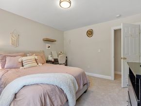682 Ashburnham Hill Rd, Fitchburg MA 01420