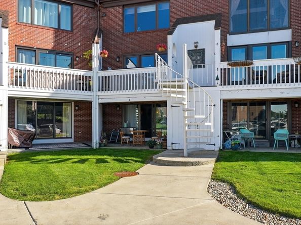 126 Merrimac Street 9, Newburyport MA 01950