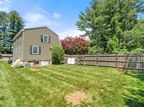 104 Arkansas Rd, Tewksbury MA 01876
