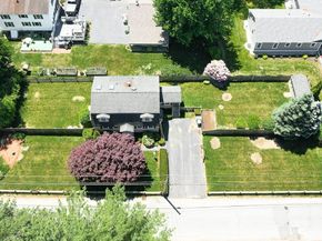 104 Arkansas Rd, Tewksbury MA 01876