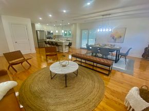 866 Salem St, Groveland MA 01834