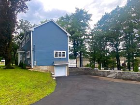 866 Salem St, Groveland MA 01834