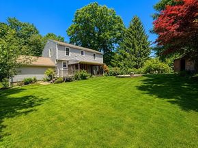 225 River Rd, Tewksbury MA 01876