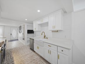 22 Priscilla Cir, Weymouth MA 02188