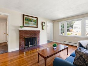 31 Hiawatha Rd, Woburn MA 01801