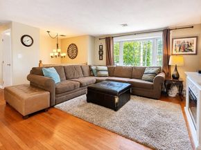 28 Park Ave West, Weymouth MA 02190