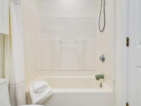 411 Norfolk Street 2A, Somerville MA 02143