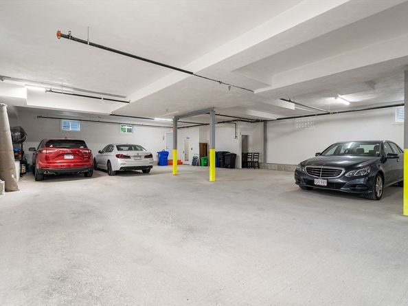 32 Pearl St 4, Boston MA 02125