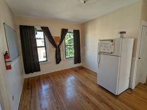 167 Highland St, Worcester MA 01609
