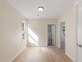 17 Osgood St, Salem MA 01970