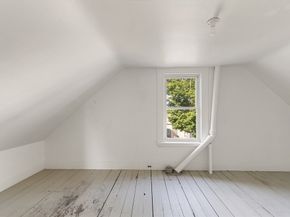 17 Osgood St, Salem MA 01970