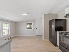 176 Washington St, Dedham MA 02026