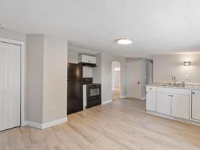 176 Washington St, Dedham MA 02026