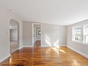 176 Washington St, Dedham MA 02026