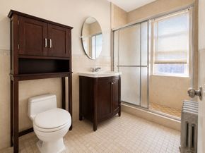 2001 Commonwealth Ave 32, Boston MA 02135