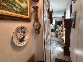 96 Newbury 9B, Danvers MA 01960