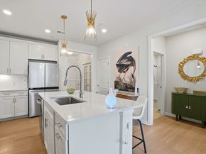2 Codman Way 2203, Westborough MA 01581