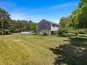 30 Minot Ave, Wareham MA 02571