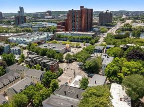 295 River St 3R, Cambridge MA 02139