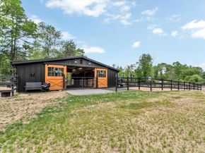 60 Benson St, Middleboro MA 02346