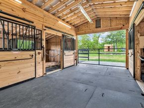 60 Benson St, Middleboro MA 02346