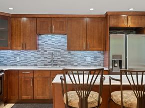 142 Commercial St 304, Boston MA 02109
