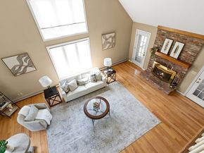 8 Caitlin Ln, Topsfield MA 01983