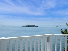 16 Coolidge Road, Marblehead MA 01945