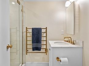 16 Coolidge Road, Marblehead MA 01945