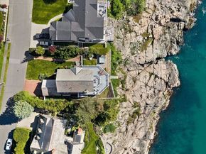 16 Coolidge Road, Marblehead MA 01945