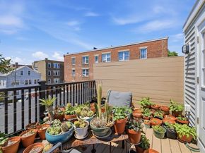 55 Perkins St, Salem MA 01970