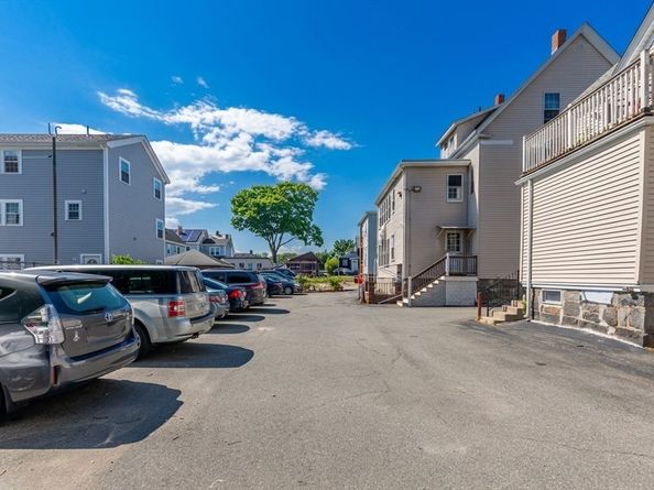 251 Newport Ave, Quincy MA 02170