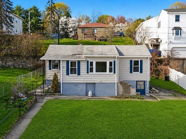 25 Johnson St, Worcester MA 01604