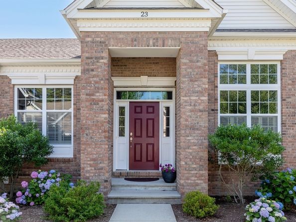 23 Woodsong, Plymouth MA 02360