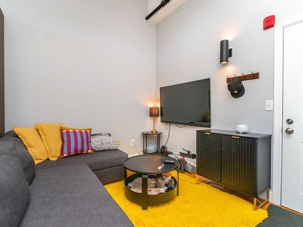 320 W 2nd St 303, Boston MA 02127