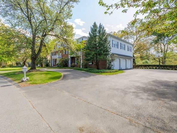 32 Solomon Pierce Road, Lexington MA 02421